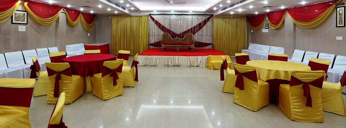 1669/Hotel Anand Lok - New Delhi 06.jpg